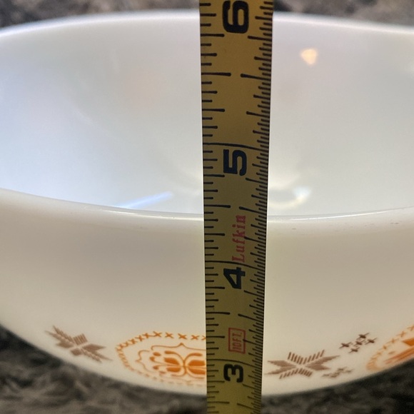 Vintage 1960 Pyrex Town & Country Cinderella
Bowl 444 4QT - Picture 9 of 12
